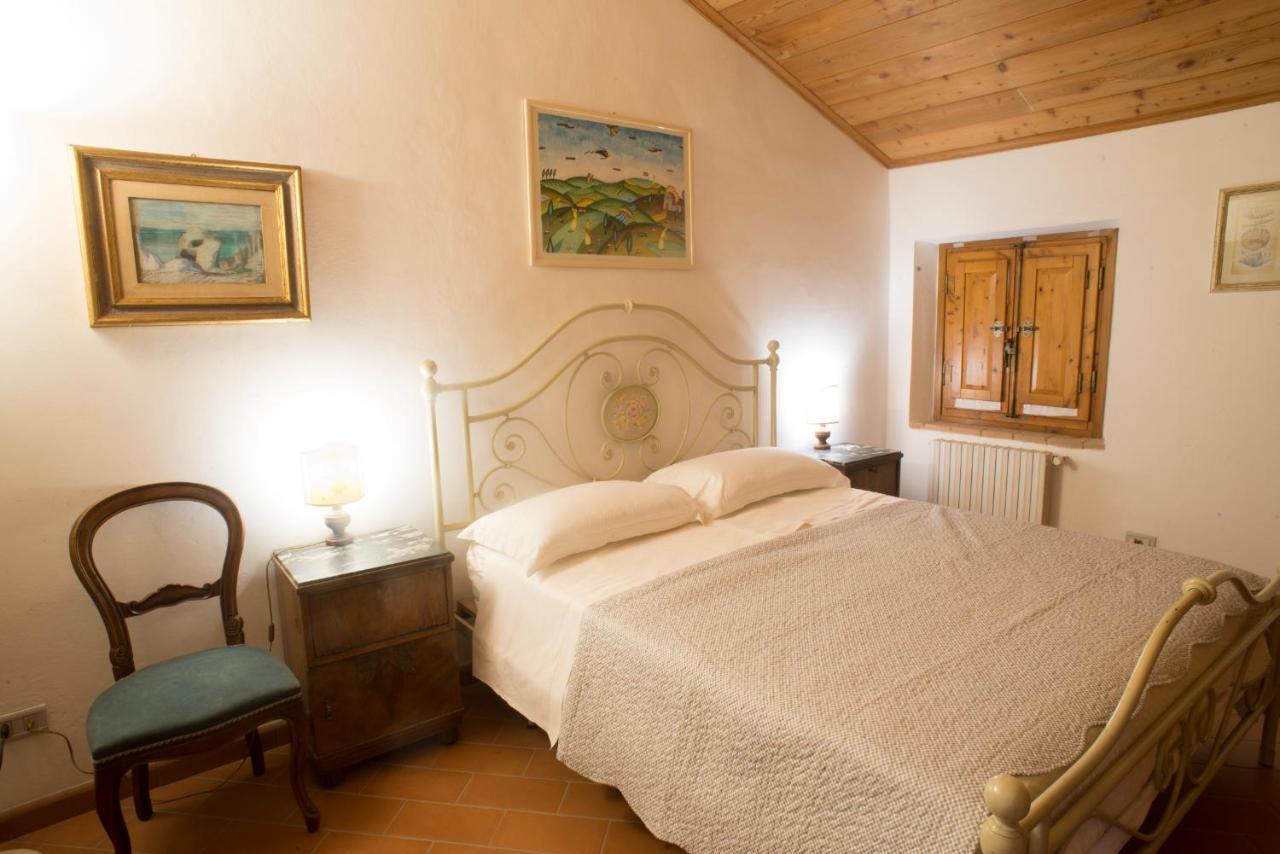 Le Poggiole B&B Fiano  Екстериор снимка